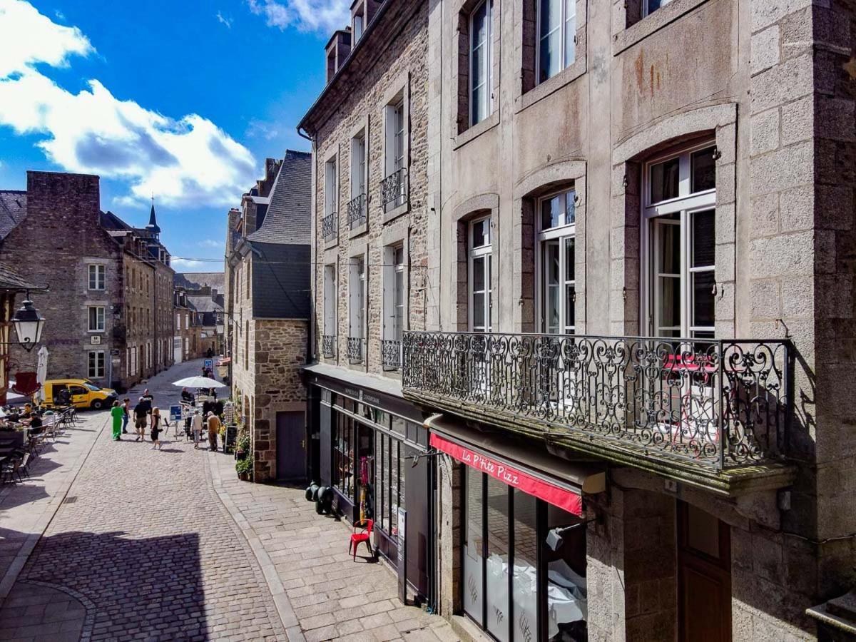 De La Tour De L'horloge De Apartment
